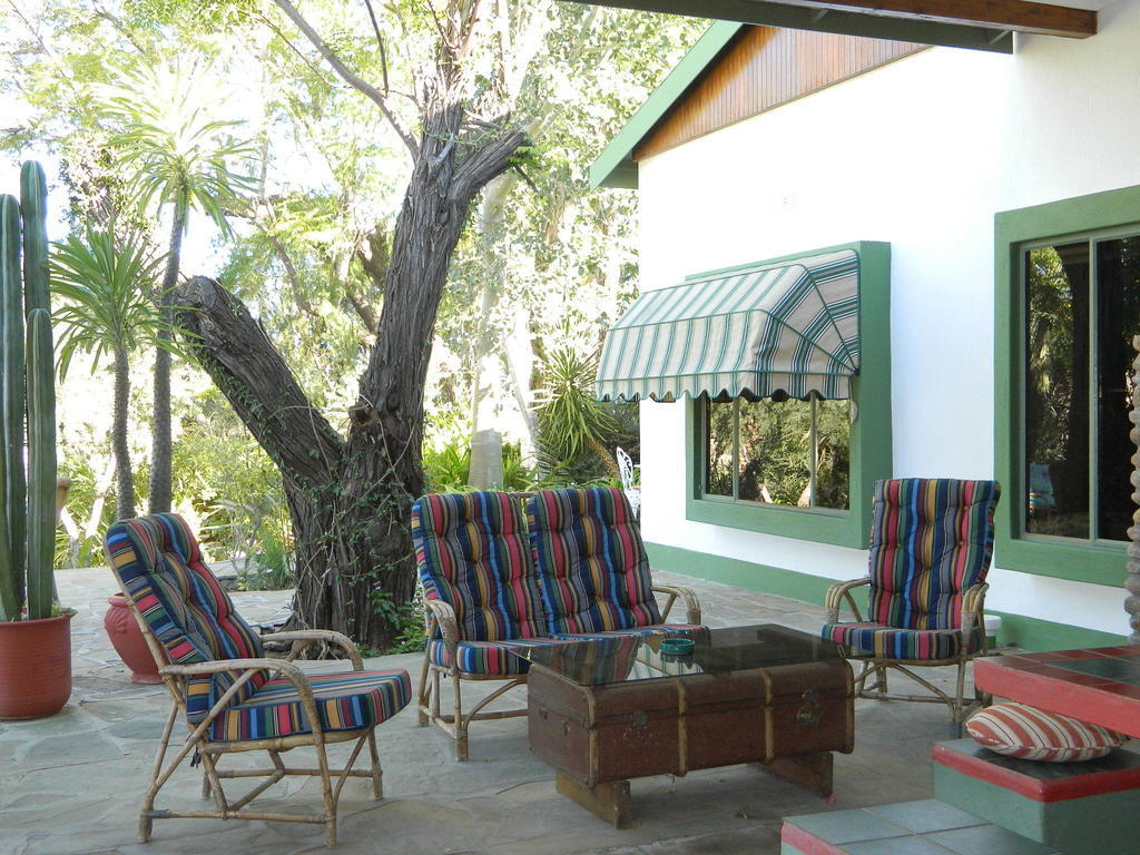 Corona Guest Farm Exteriör bild